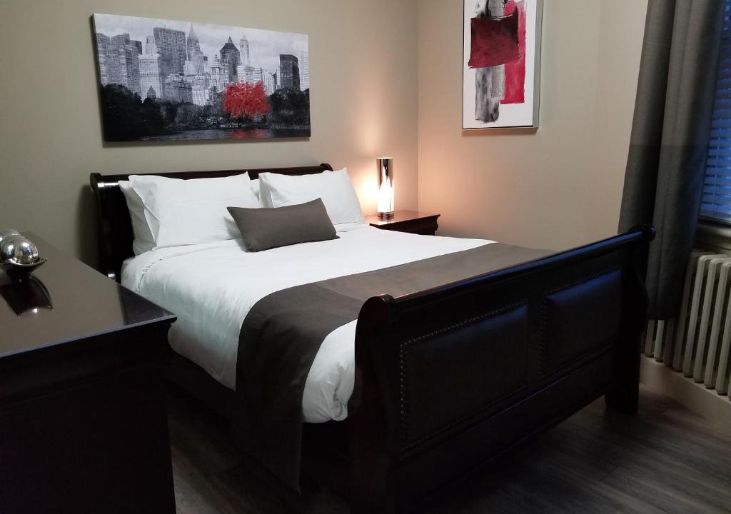 Downtown Gatineau Apartment | 1-Bedroom Cozy Suite #26 by Amazing Property Rentals