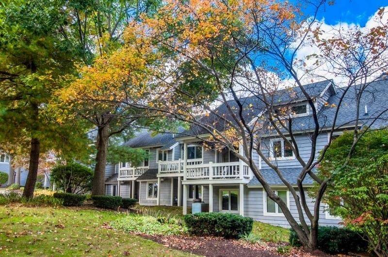Chautauqua Condo | 148 m² Condo ∙ 2 bedrooms ∙ 8 guests