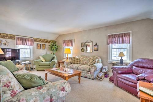 Mayville House | 400 Ft to Chautauqua Lake, Mayville Cottage