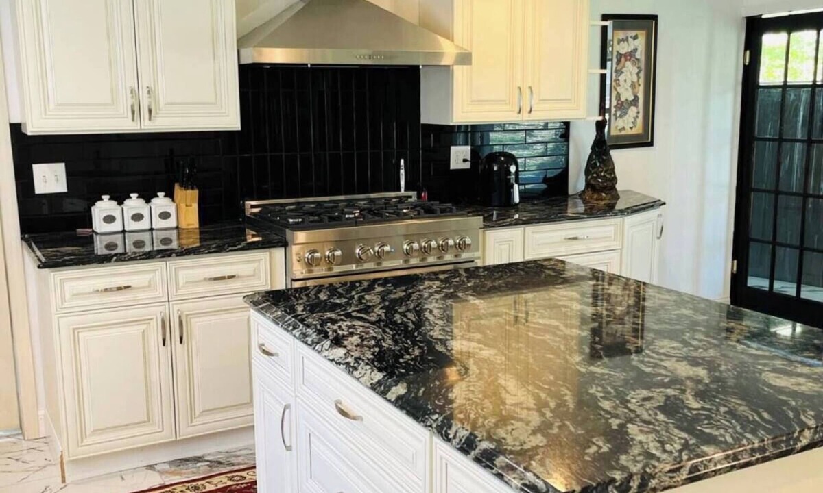 Conneaut House | 5-bedroom House in brilliant Conneaut with AC