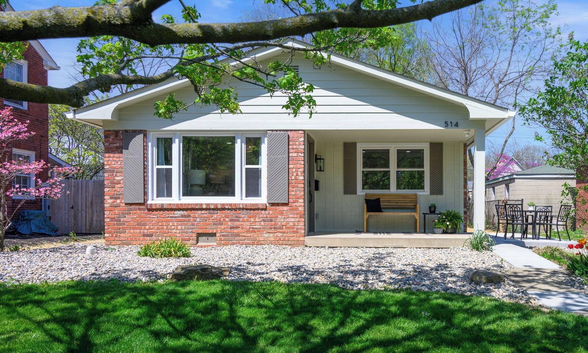 Indianapolis House | A beautiful retreat right next to Butler University!