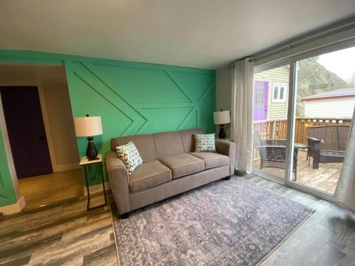 Quidi Vidi House | Adventure Haven Walk to Trails & Brewery