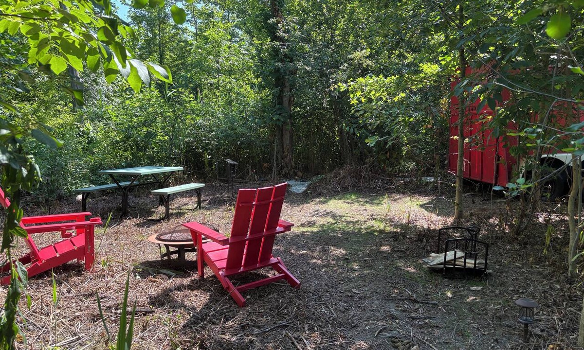 Geneva RV Rental | BBHideaway - Strip Downs