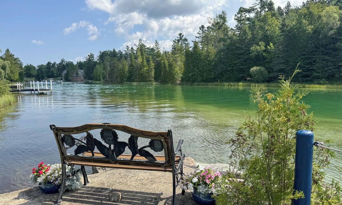 Cheboygan Cabin | Beside Still Waters - Cheboygan River Respite
