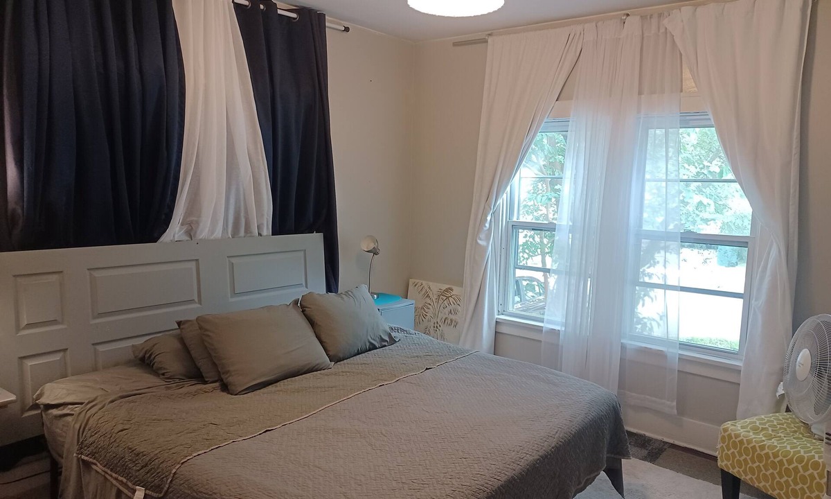 Rochester House | Block from Airport, walk to U of R/Strong Hospital, Genesee Valley Park.