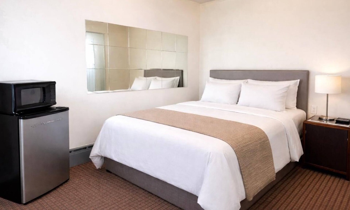 Flint Hotel | Budget INN