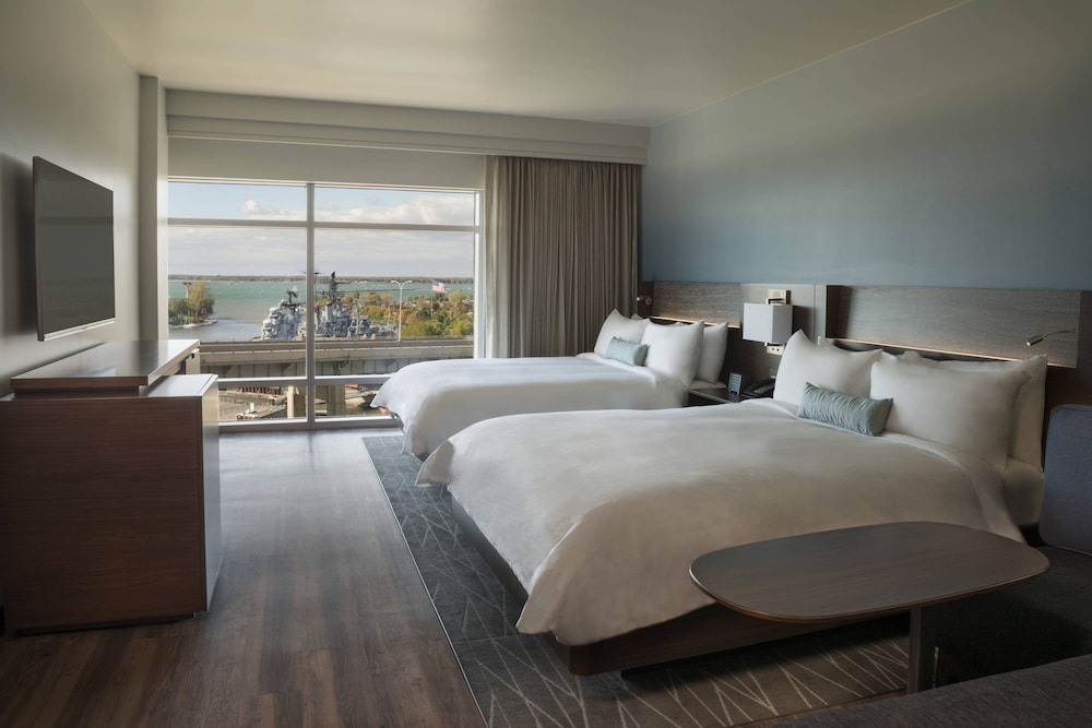 Downtown Buffalo Hotel | Buffalo Marriott at Lecom Harborcenter