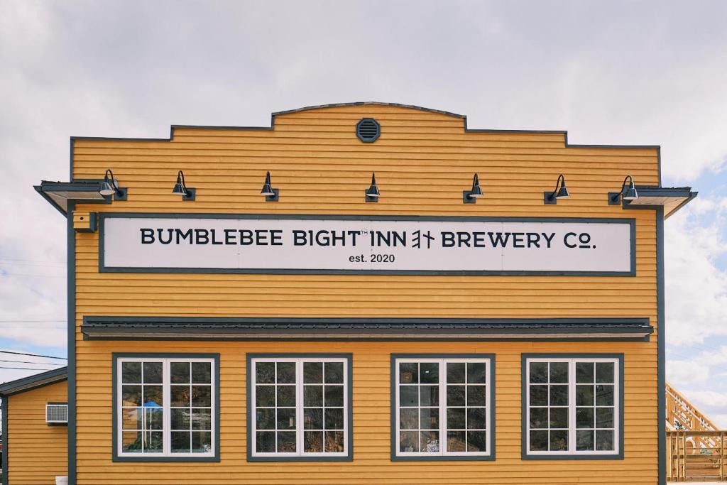 Pilley's Island Hotel | Bumblebee Bight Inn