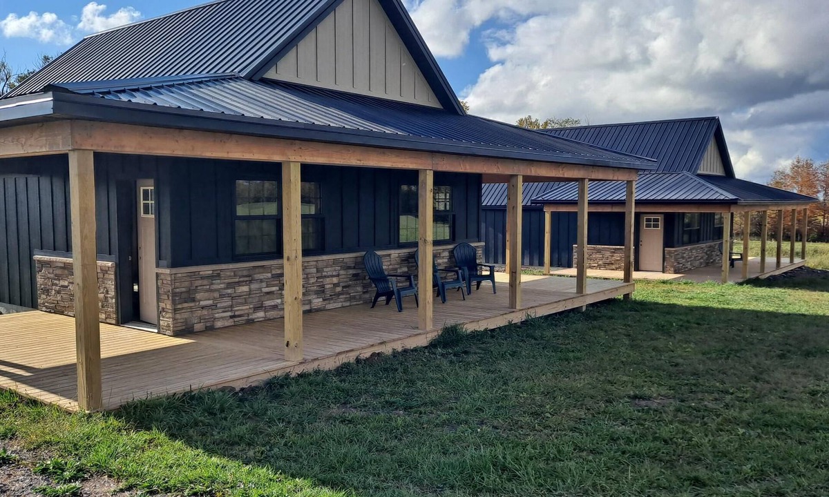 Vernon Cabin | Cabin - Room 21 - 1 Bedroom, full bath, mini-fridge, microwave