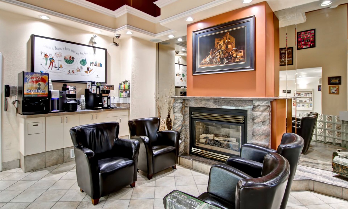 Stettler Hotel | Canalta Hotel Stettler