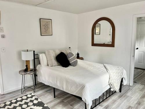 Mount Tremper House | Catskills Hideaway Minutes from Hiking