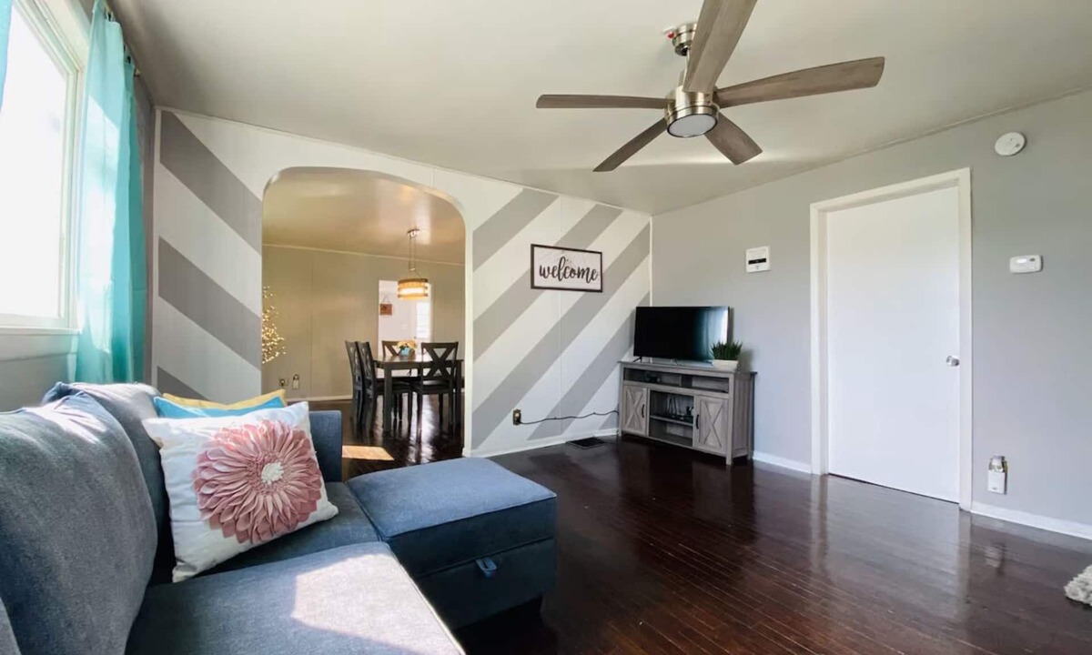 Coldwater House | Centric Coldwater Home/5 min I-69