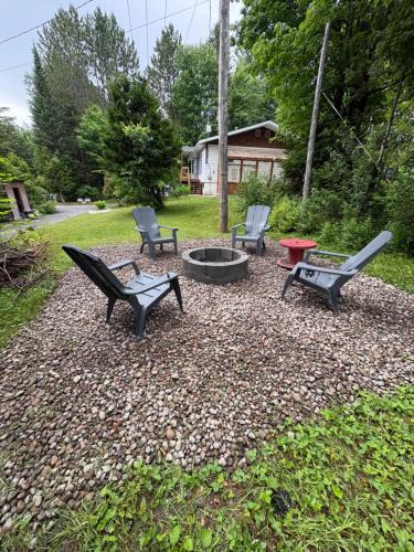 Entrelacs Ski Chalet | Chalet Oh Deer ! Spa et bois pour feu inclus