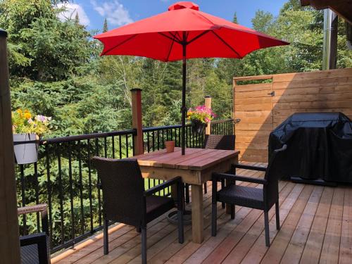 Lac Superieur Village Ski Chalet | Chalets et Studios Le Vent Du Nord