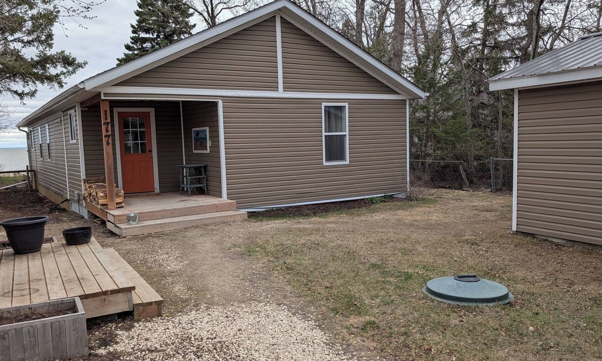Manitoba Cabin | Charming 3-bedroom cabin in tranquil Matlock perfect for getaway