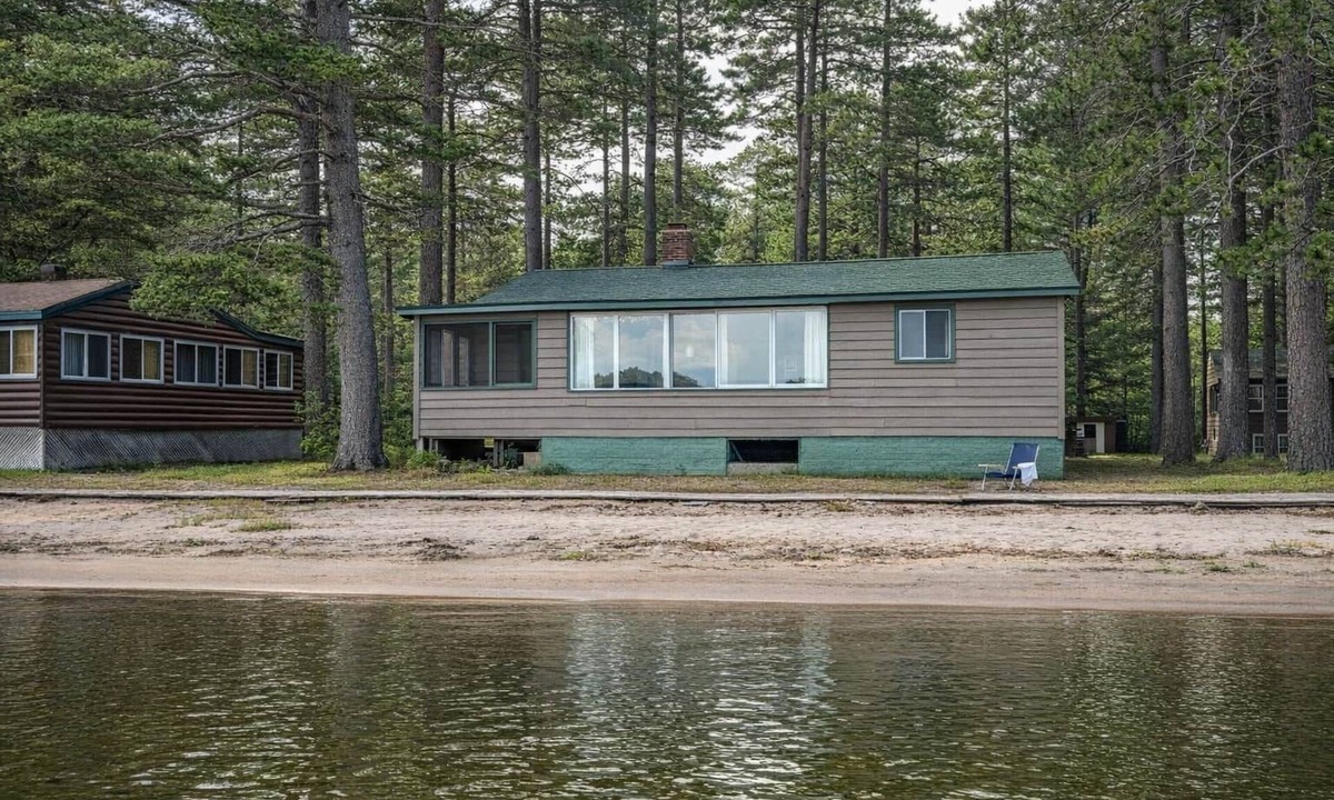 Algoma District Cabin | Charming Cabin 9 on Big Basswood Lake