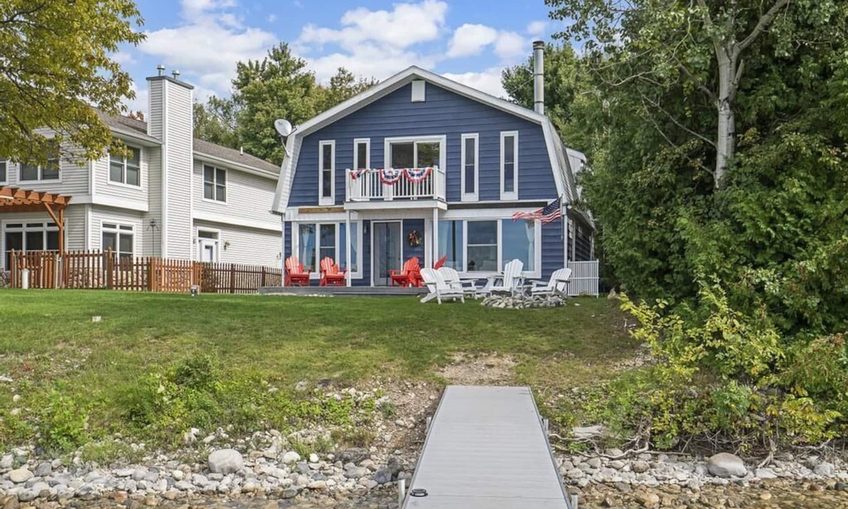 Indian River Cottage | Charming newly updated 4 bedroom 2 full bath Burt Lake home
