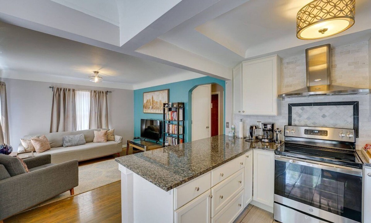 Dearborn House | Charming & Tasteful Fully Furnished Home!