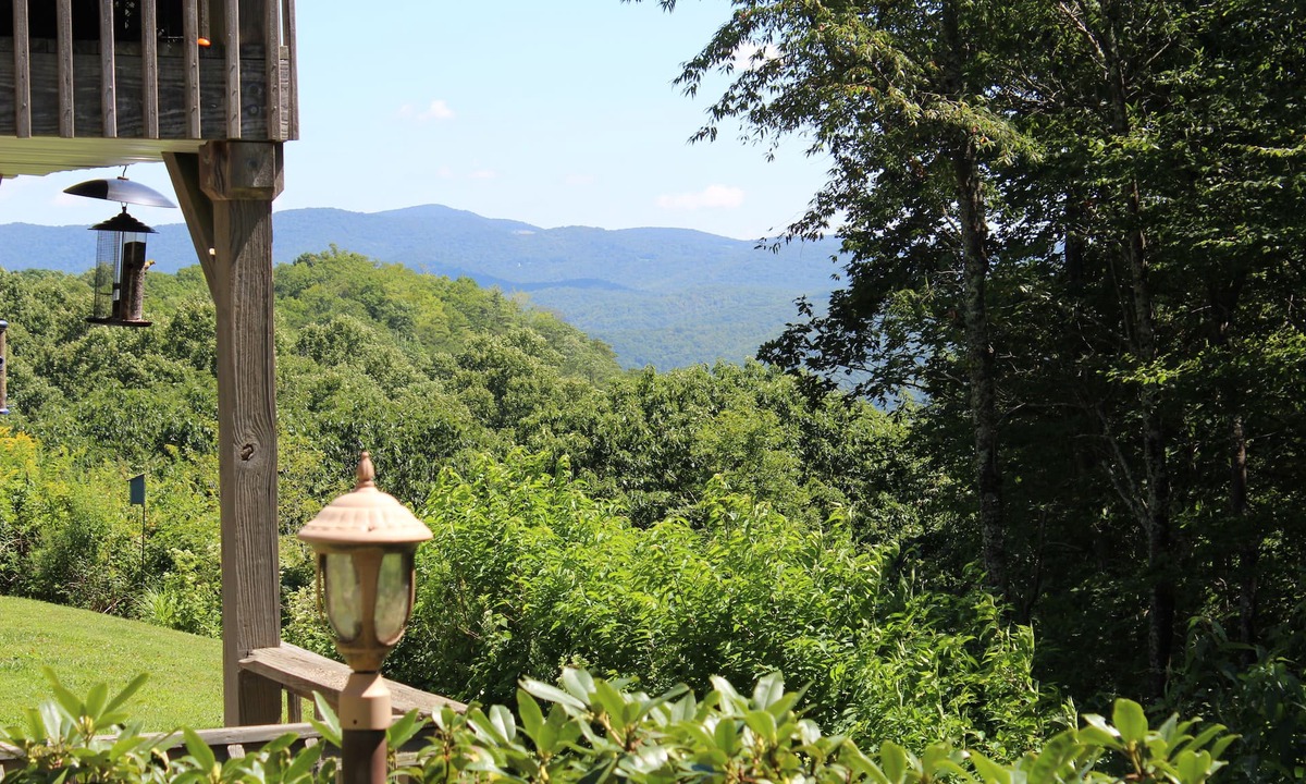 Seven Devils Condo | Close to Sugar, Grandfather Mountain, Seven Devils Condo