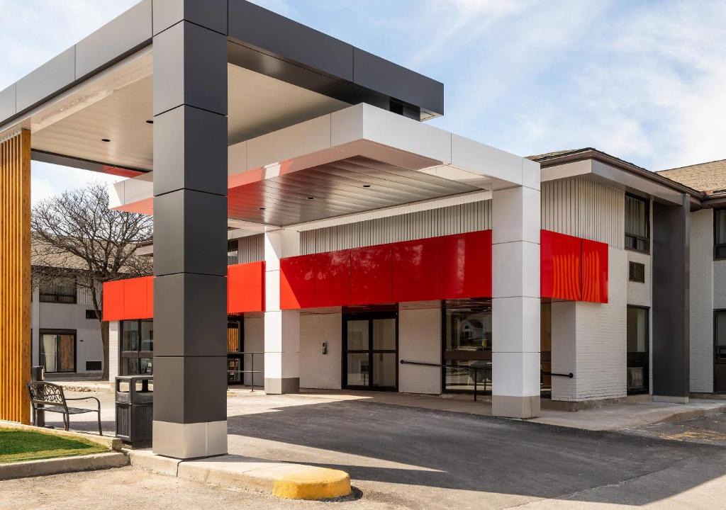 Ottawa Division Hotel | Comfort Inn Kanata Ottawa West