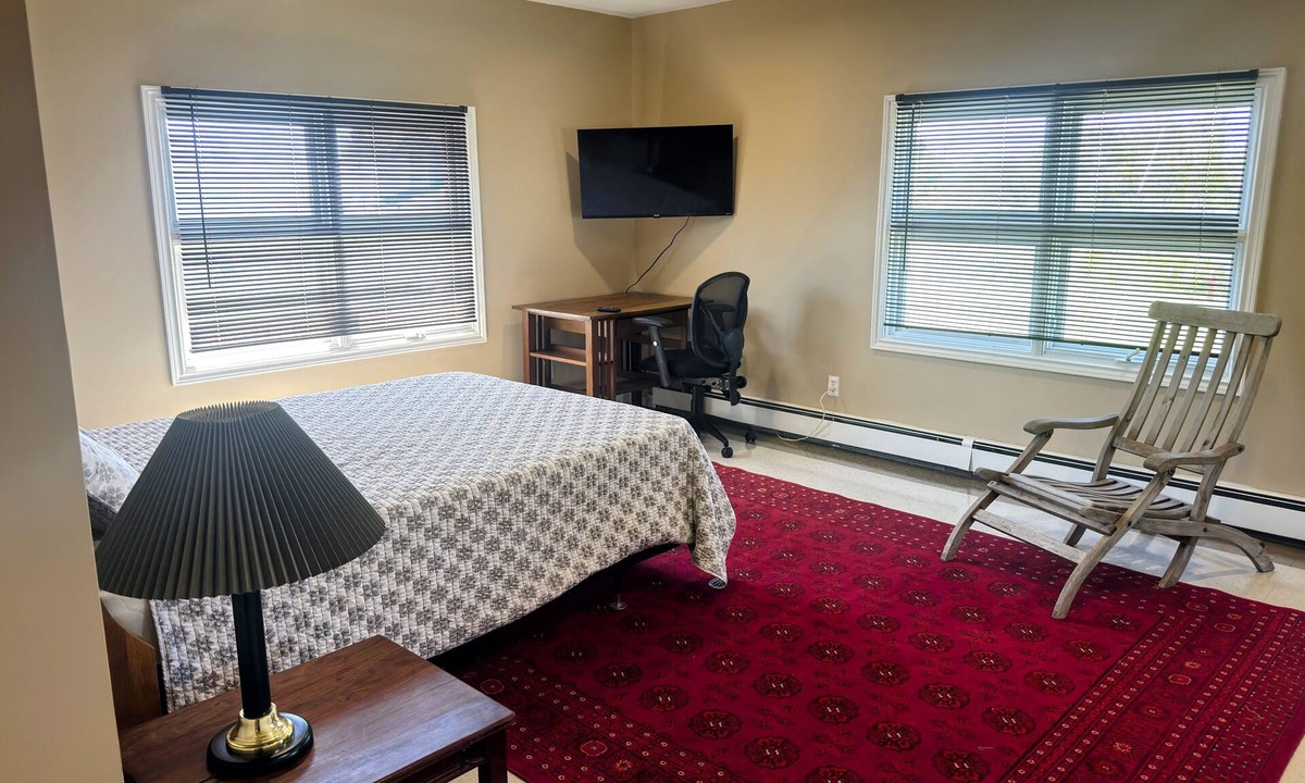 Cardinal Apartment | Comfy apartment in historic church on the Galop Canal & near St. Lawrence River