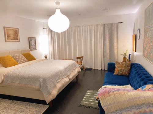Maple Ridge House | Cora Rivergarden Retreat