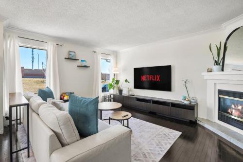 Southeast Calgary House | Cozy Modern Pet Friendly Homes