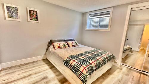 Canyon Meadows Bed & Breakfast | Cozy Private Suite with Separate Entrance & Free Parking