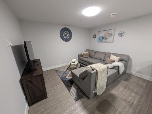 Cranston House | DaraJay Cozy Home