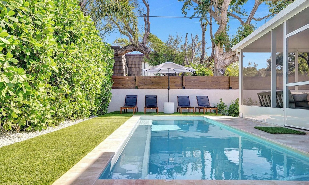 Tropic Palms House | Delray Oasis with New Private Pool 5 minutes from Atlantic Ave, Boca and Beach!