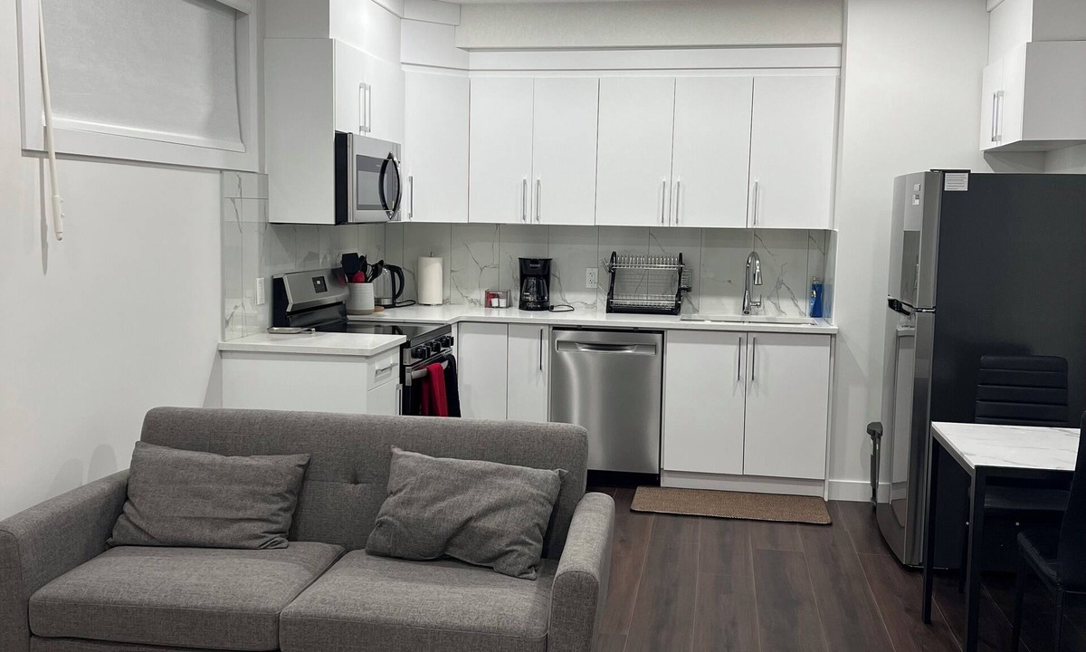 West Edmonton Apartment | Designed to feel like home, not just a place to sleep. Enjoy modern furnishings,
