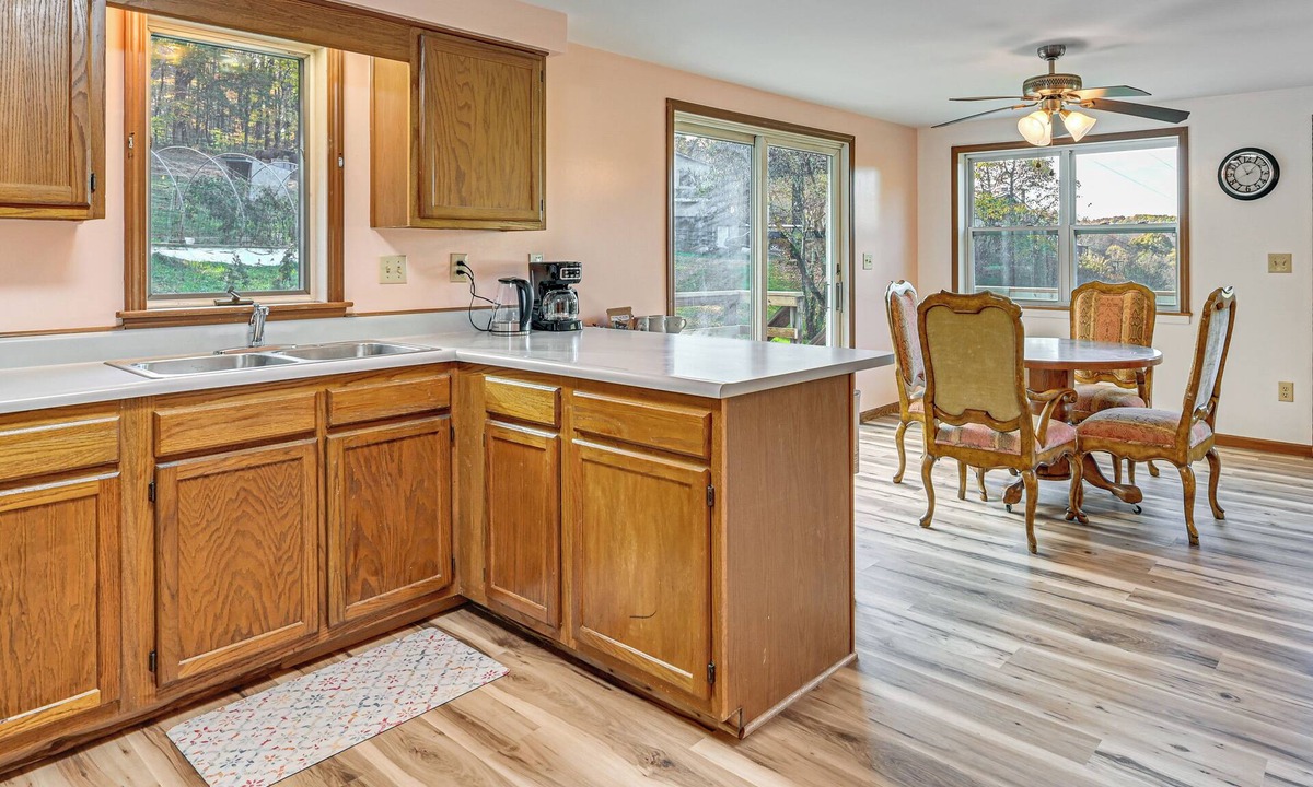 Lakeville Cottage | Dirt Road Digs - Quiet Home in Lakeville!