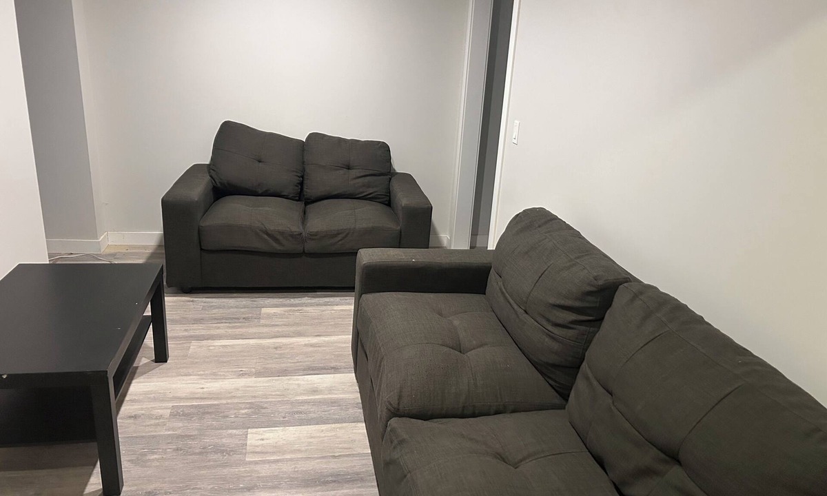 Winnipeg Apartment | Entire 2 bedrooms basement unit for rent