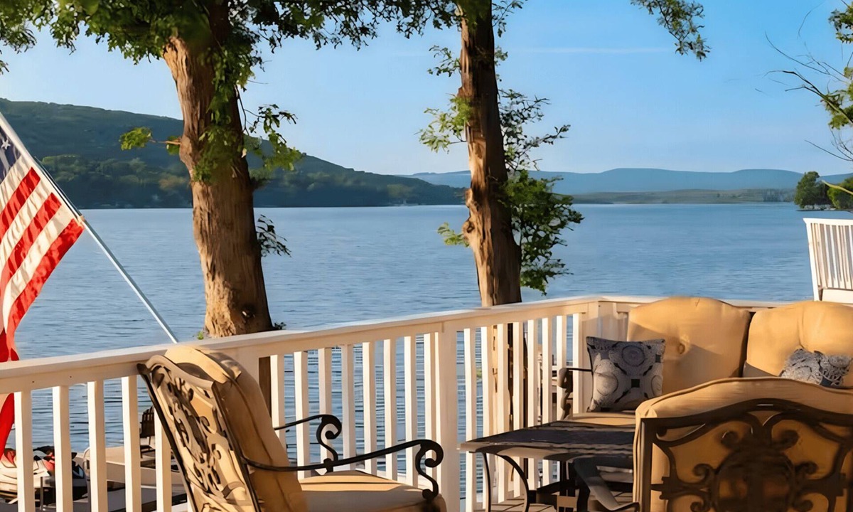Hammondsport House | Entire cottage in Hammondsport, New York