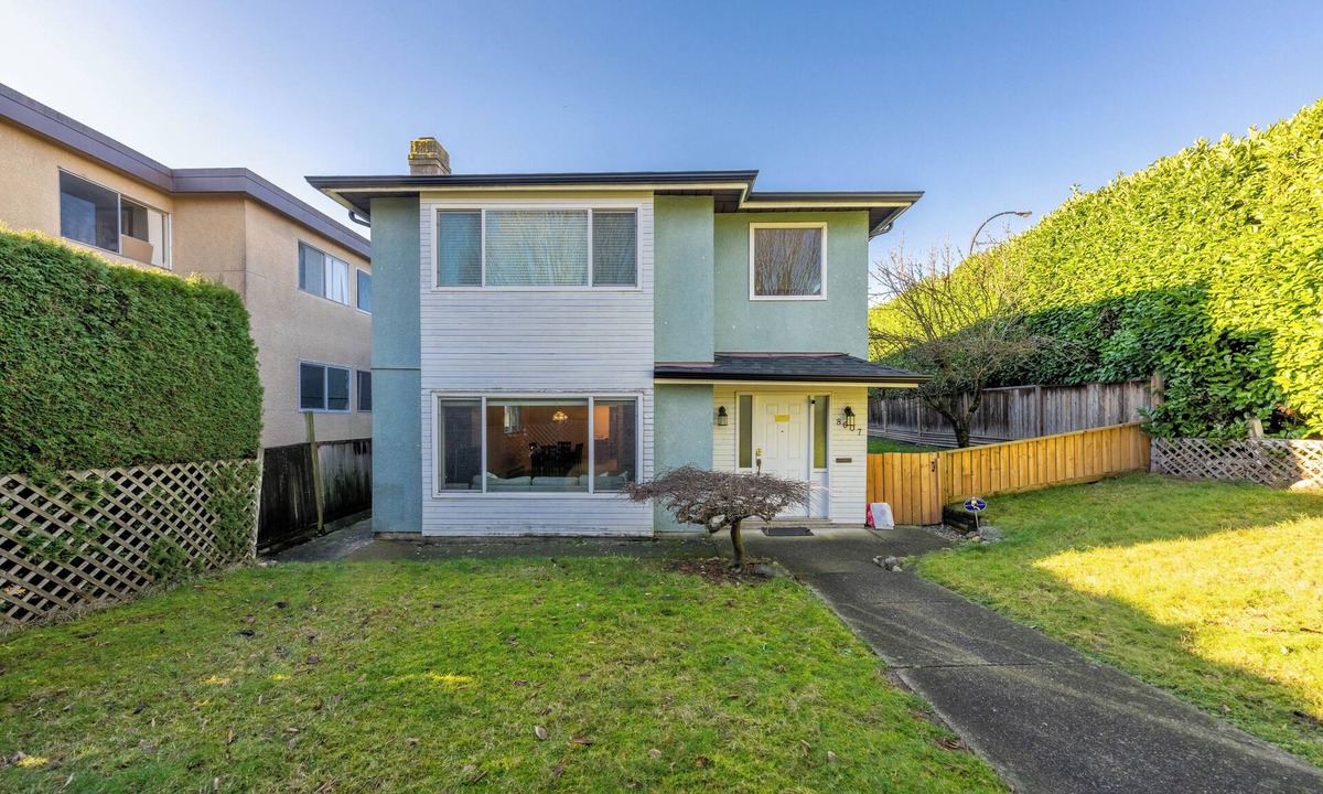 Marpole House | Entire Vancouver House – Spacious & Well Located - 10 Min Drive to YVR