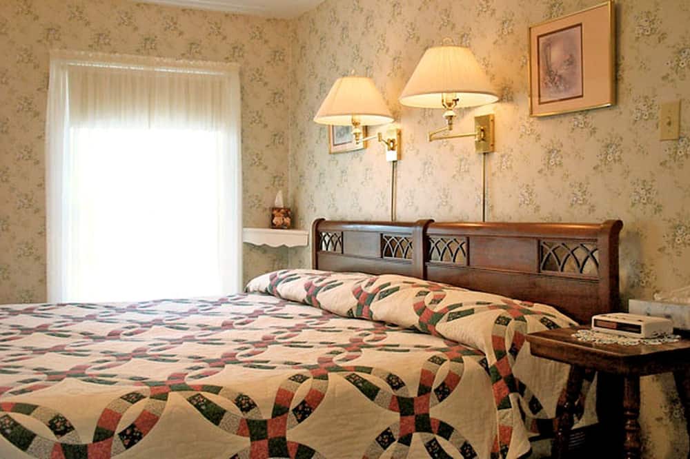Harvey Cabin | Family-Friendly Bed and Breakfast Accommodation near the Bay of Fundy, New Brunswick