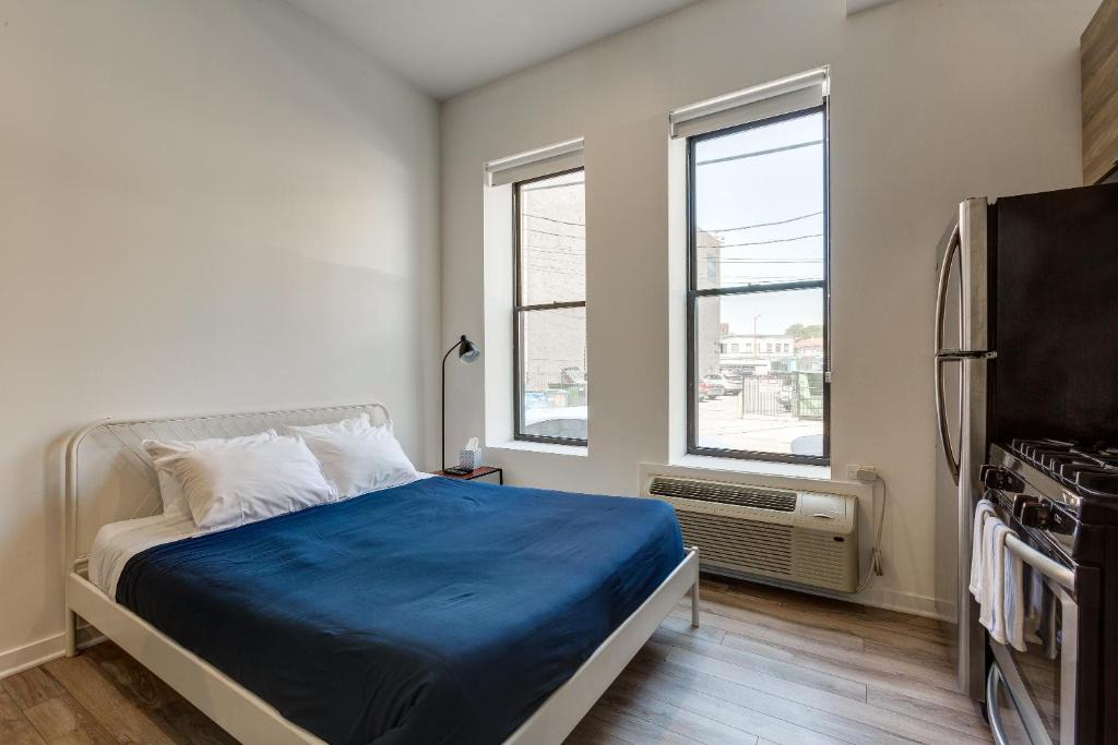 River West Hotel | Ground Floor Studios in Chicago by 747 Lofts