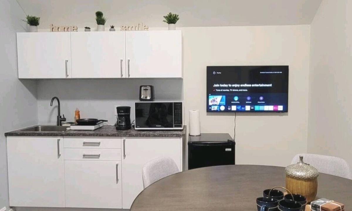 Fairview House | Guest House For Rent