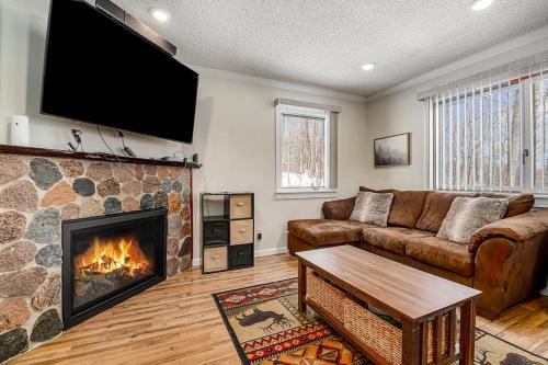Harbor Springs House | Hideaway Valley Condo 36