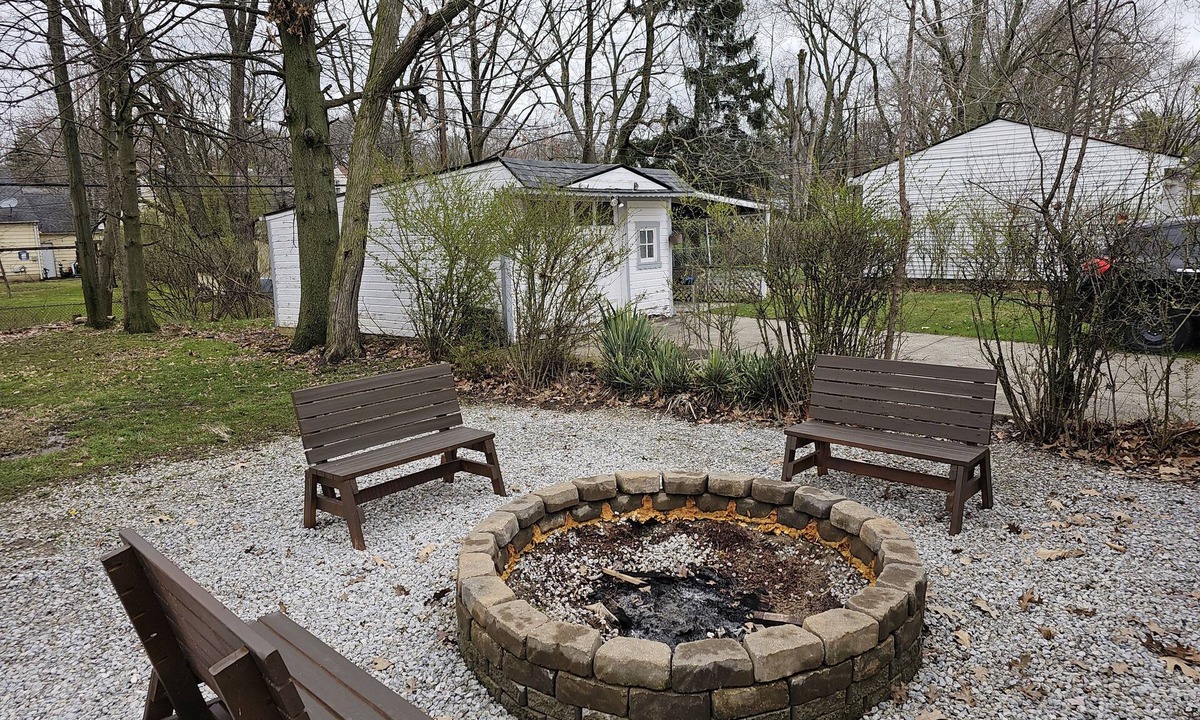Maple Heights House | Homey 3BR near CLE! Firepit, Games and Stars!
