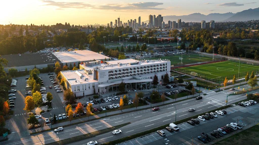 Burnaby Hotel | Hotel Burnaby