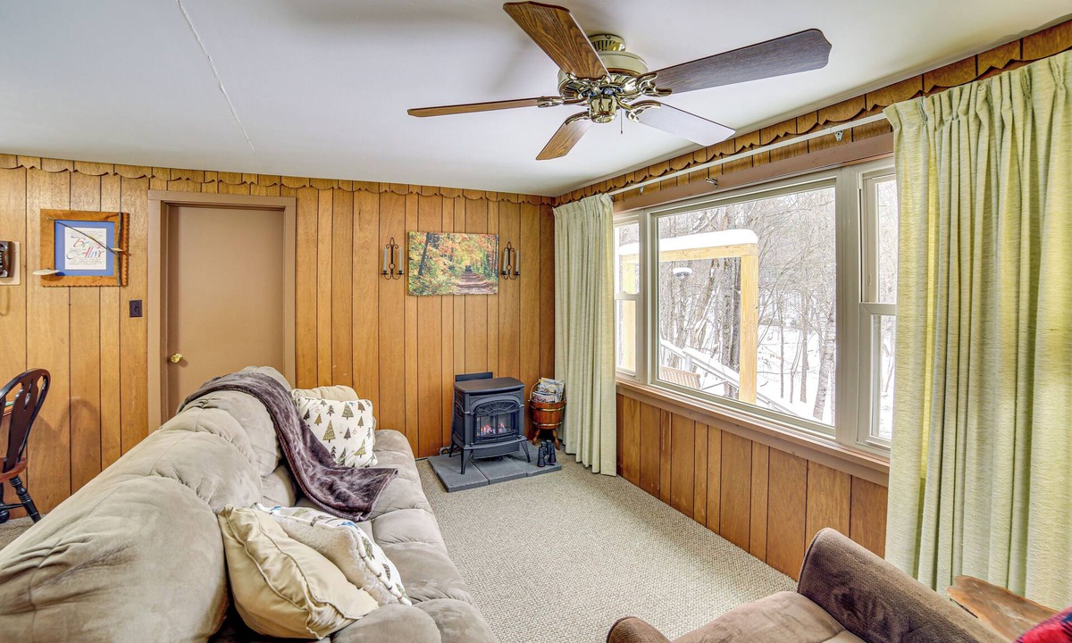 Steuben Cabin | Ice Fish & Snowmobile: Riverfront Manistique Cabin
