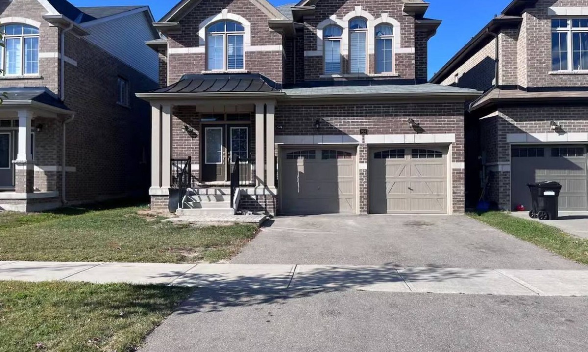 Innisfil House | Innisfil Getaway