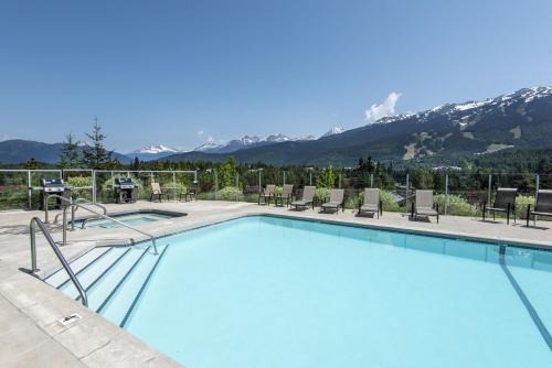 Blueberry Hill Apartment | Ironwoods on Blueberry Hill Whistler