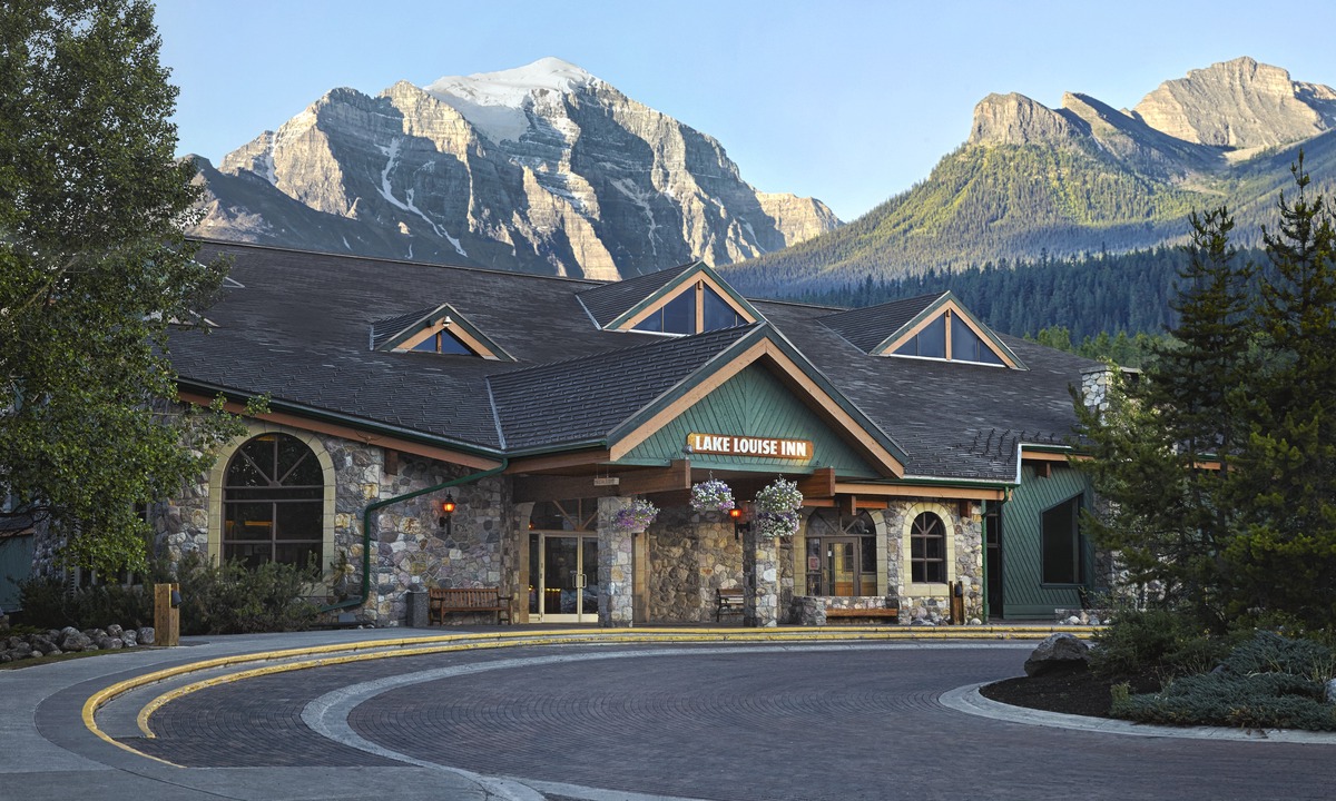 Lake Louise Hotel | Lake Louise Inn
