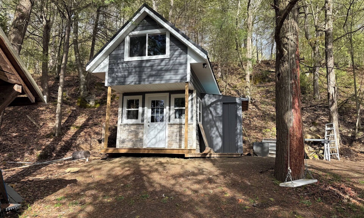 Rideau Lakes Cabin | Lakefront Cabin on The Big Rideau