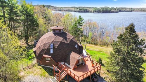 Franklin House | Lakefront Geodesic Dome 45 min to Acadia NP