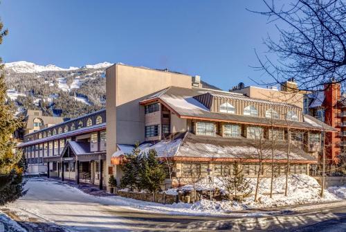 Whistler Village Hotel | Listel Whistler, a Coast Hotel