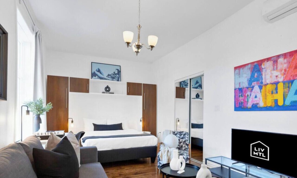 Plateau Mont Royal Apartment | LiV MTL MTL Plateau Urban Suites Near Downtown Montreal
