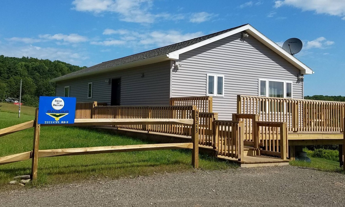 Otego House | Luxurious and new, under 10 mins to All Star Village